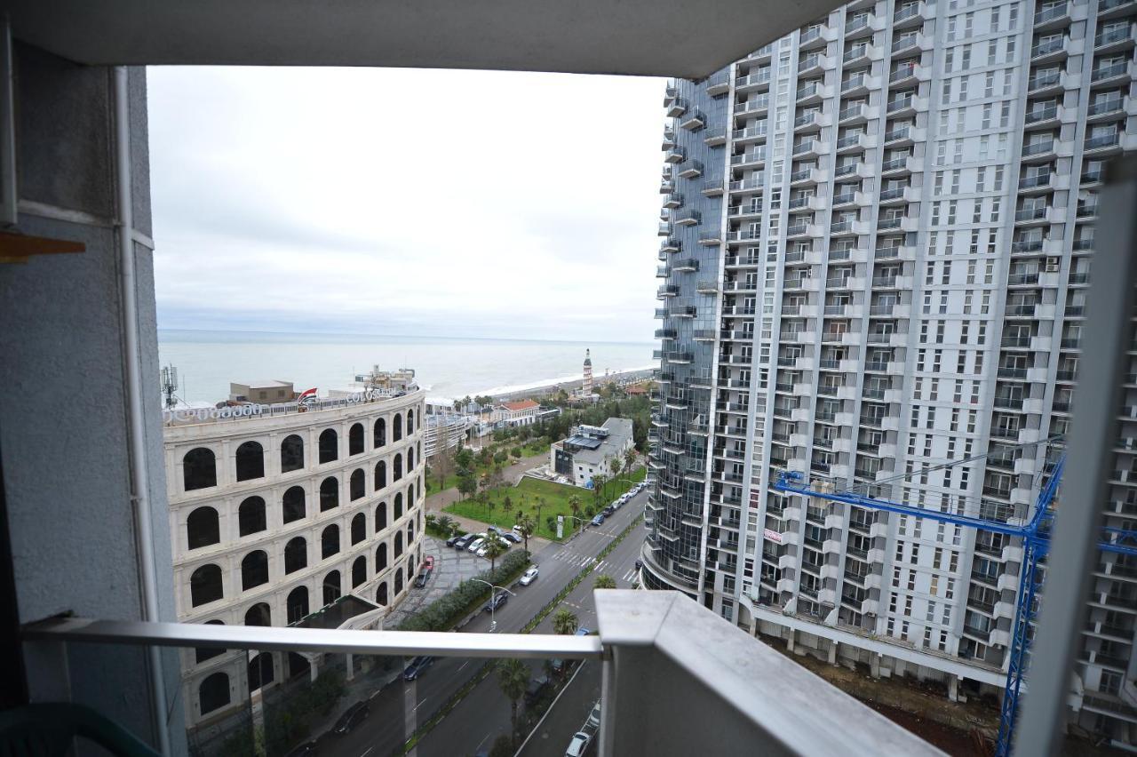 Orbi Batumi Apart Hotel Sea View ภายนอก รูปภาพ