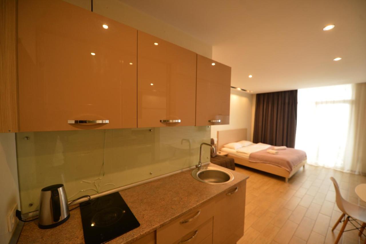 Orbi Batumi Apart Hotel Sea View ภายนอก รูปภาพ