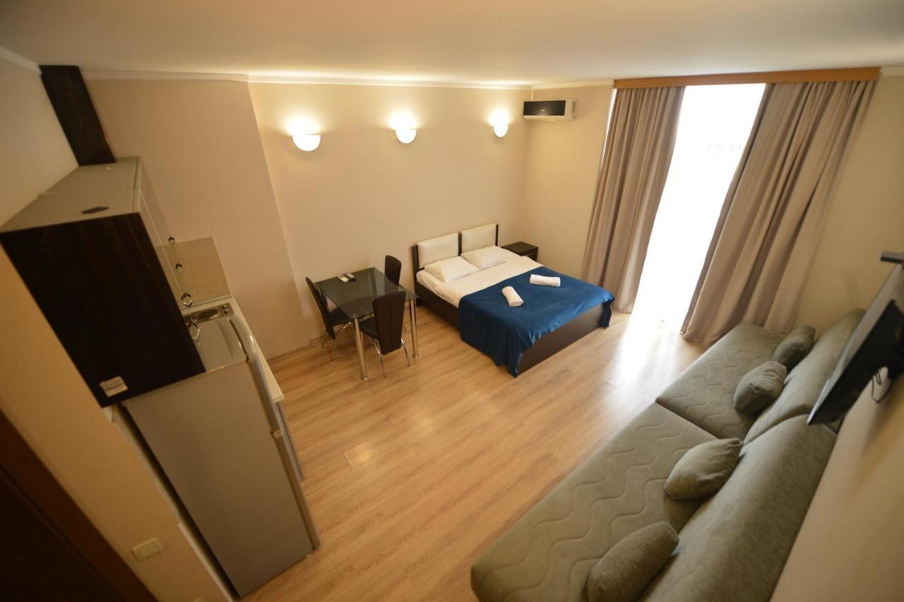 Orbi Batumi Apart Hotel Sea View ภายนอก รูปภาพ