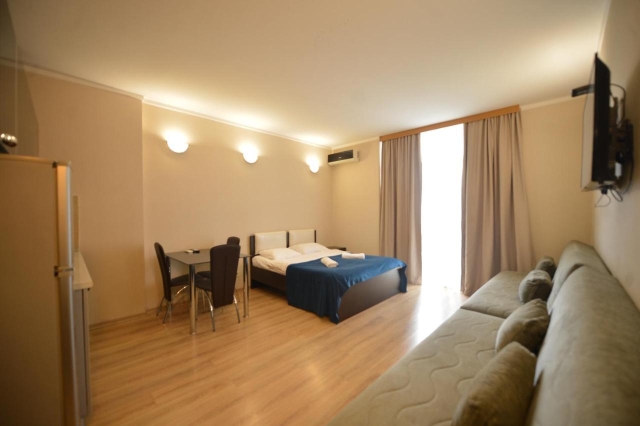 Orbi Batumi Apart Hotel Sea View ภายนอก รูปภาพ