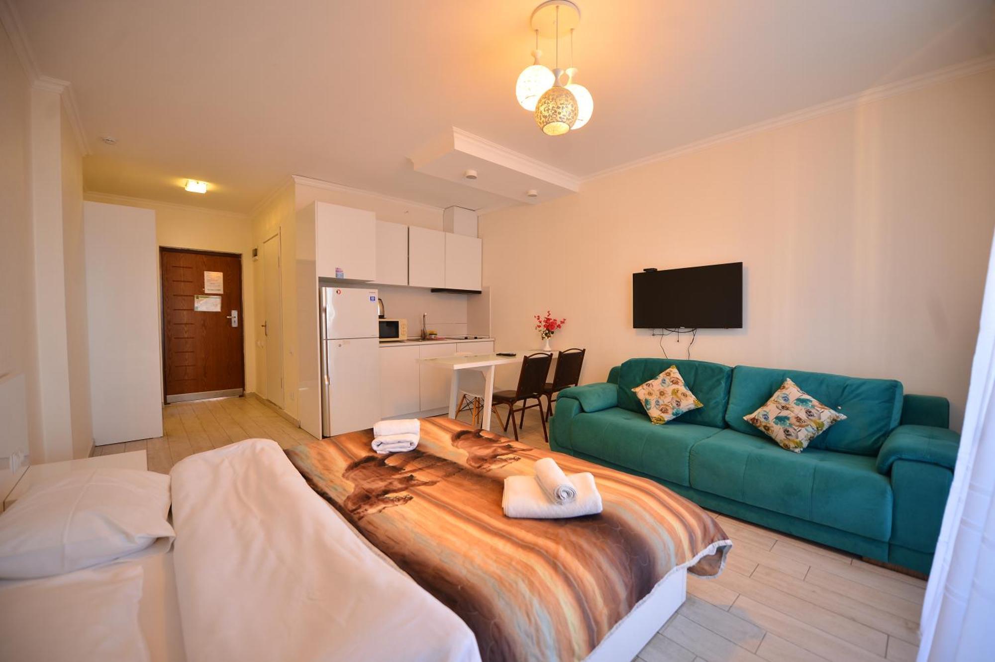 Orbi Batumi Apart Hotel Sea View ภายนอก รูปภาพ